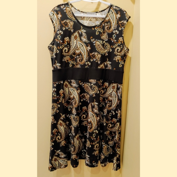 Laura Paisley Multi Coloured Sleeveless Dress - Picture 1 of 5